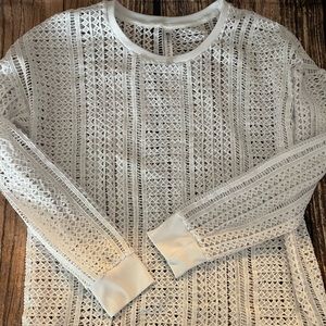 Ladies Fabletics White oversized loose knit top